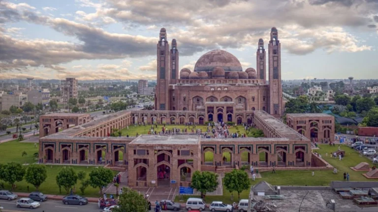 Bahria Town Issues Crucial Notice to Residents on Closure of Electricity Bill Accounts – Full Details Explained