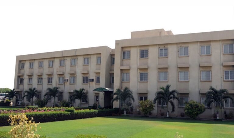 SITT Karachi Admissions 2025 – Electronics & Mechanical Apprenticeships Open for Boys & Girls