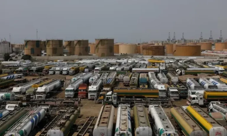 Oil Industry Rejects Digital Integration Without Compensation – Complete Analysis 2025